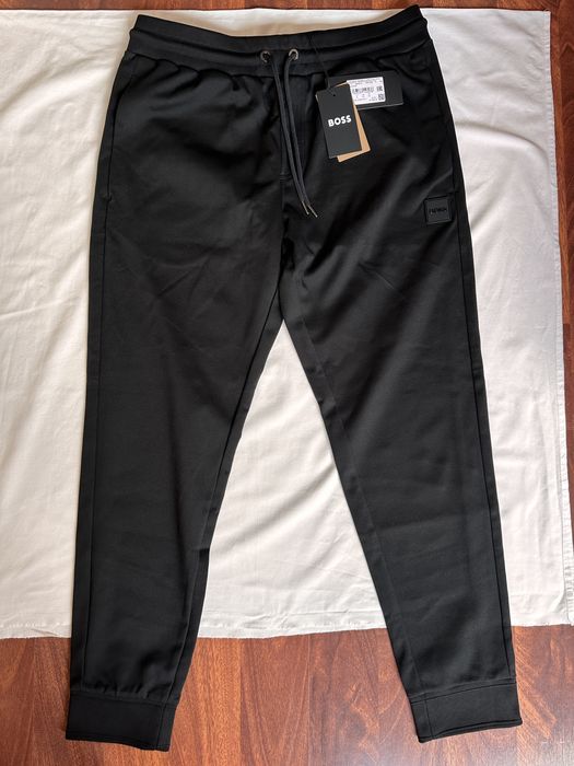 Pantaloni sport,Boss Lamont 82,marime M-XL