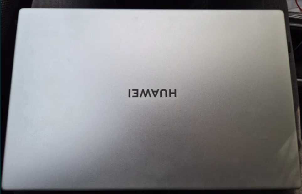 Laptop Huawei MateBook D15 AMD Ryzen 7 3700U 15.6" 8GB 512GB SSD