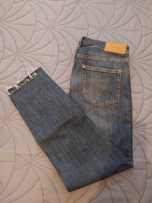 Blugi subtiri, elastici, fara tiv, marca H&M, masura 38