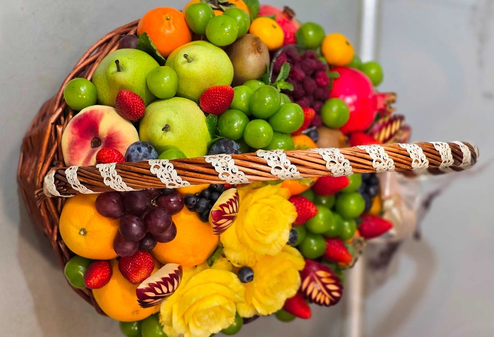 Фруктовая корзина подарки