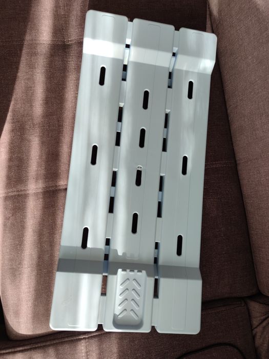 Сиденье в ванну , длина 68см