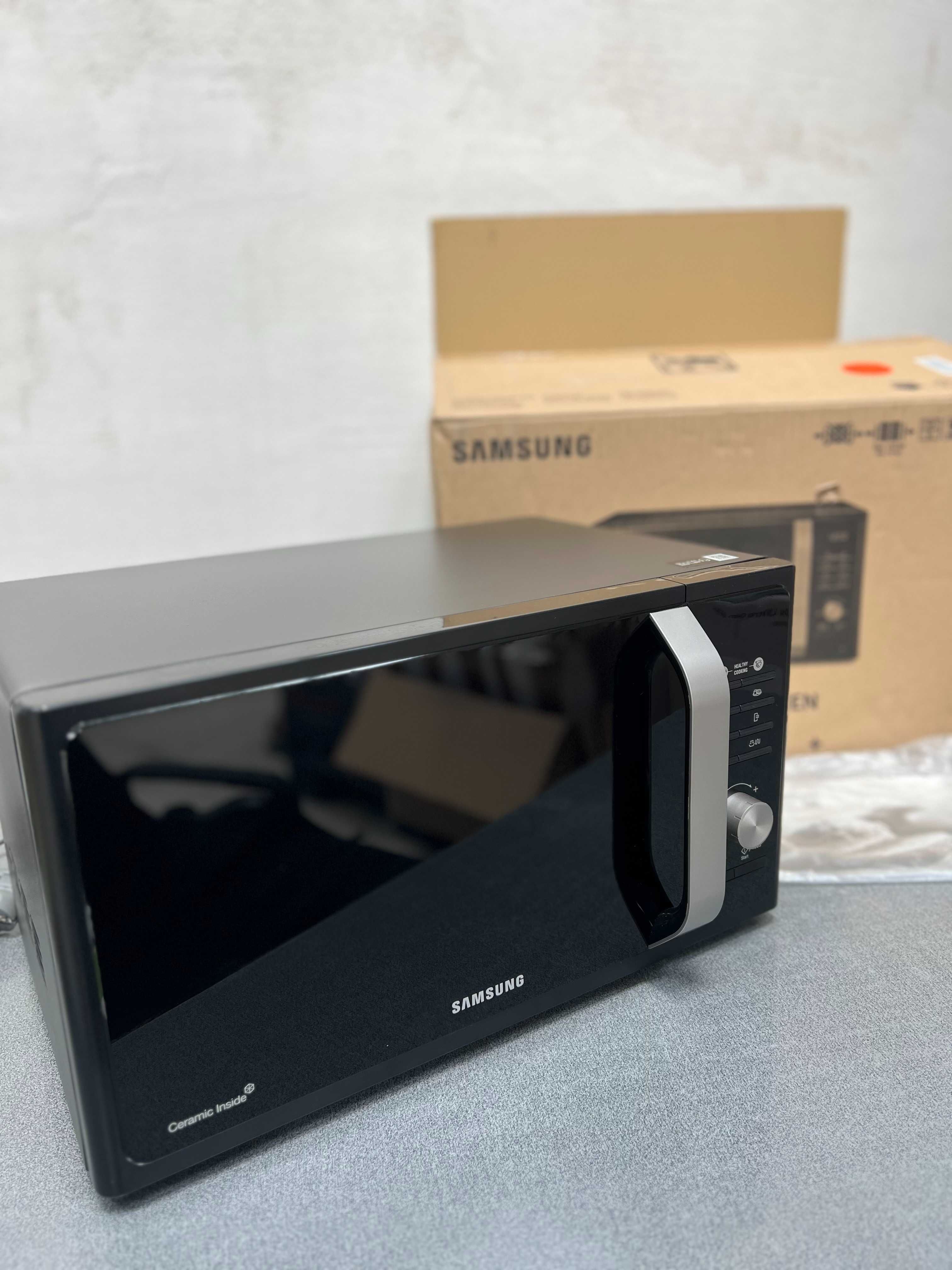 Микровълнова фурна Samsung MG2AF301TCK/ET, 800W, 23л