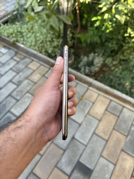 Iphone XS MAX Ayfon XS MAX 64gb GOLD ideal ochilmagan OBMEN FAQAT XSga