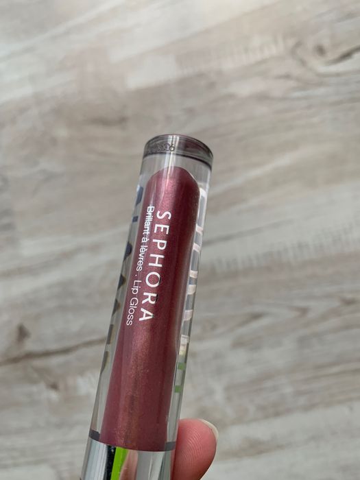 lipstick Sephora Glossed nou