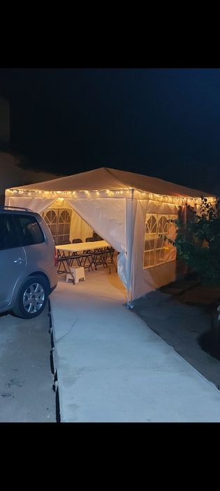 Cort de evenimente 20 de persoane