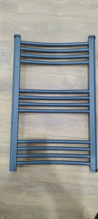 Продам полотенцесушитель водяной (радиатор, лесенка,сушилка для ванной