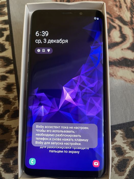 Телефон Samsung Galaxy S плюс