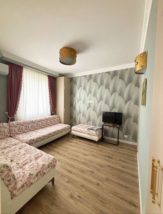 4/7-8/8 112 м2, Паркентский,новостройка кирпич,не мансарда,56 м2+56 м2