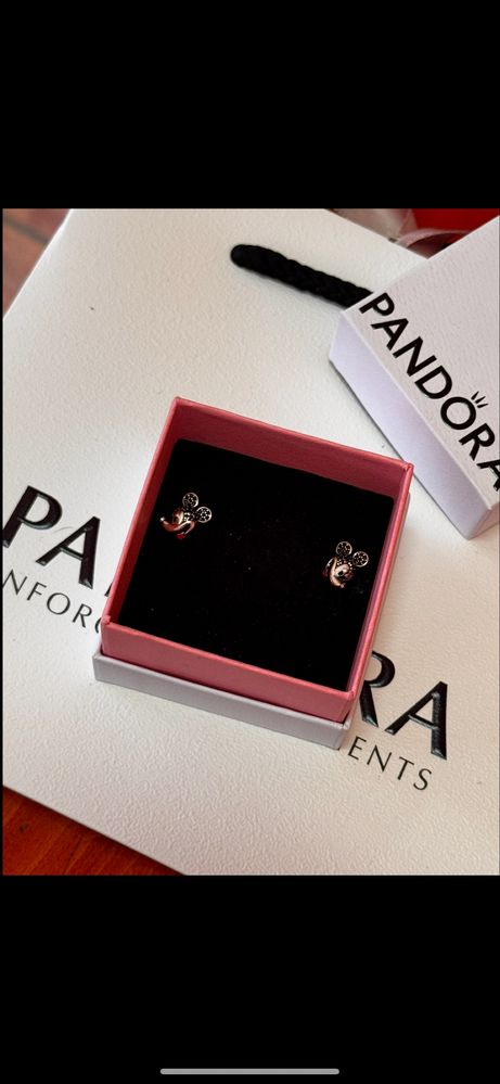 Pandora обеци Пандора