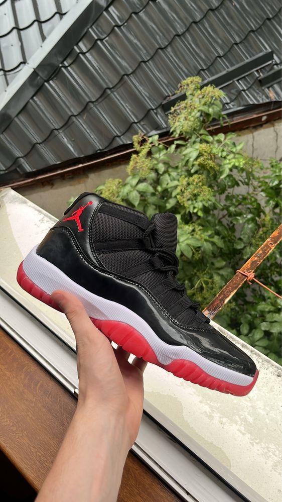 Jordan 11 Bred