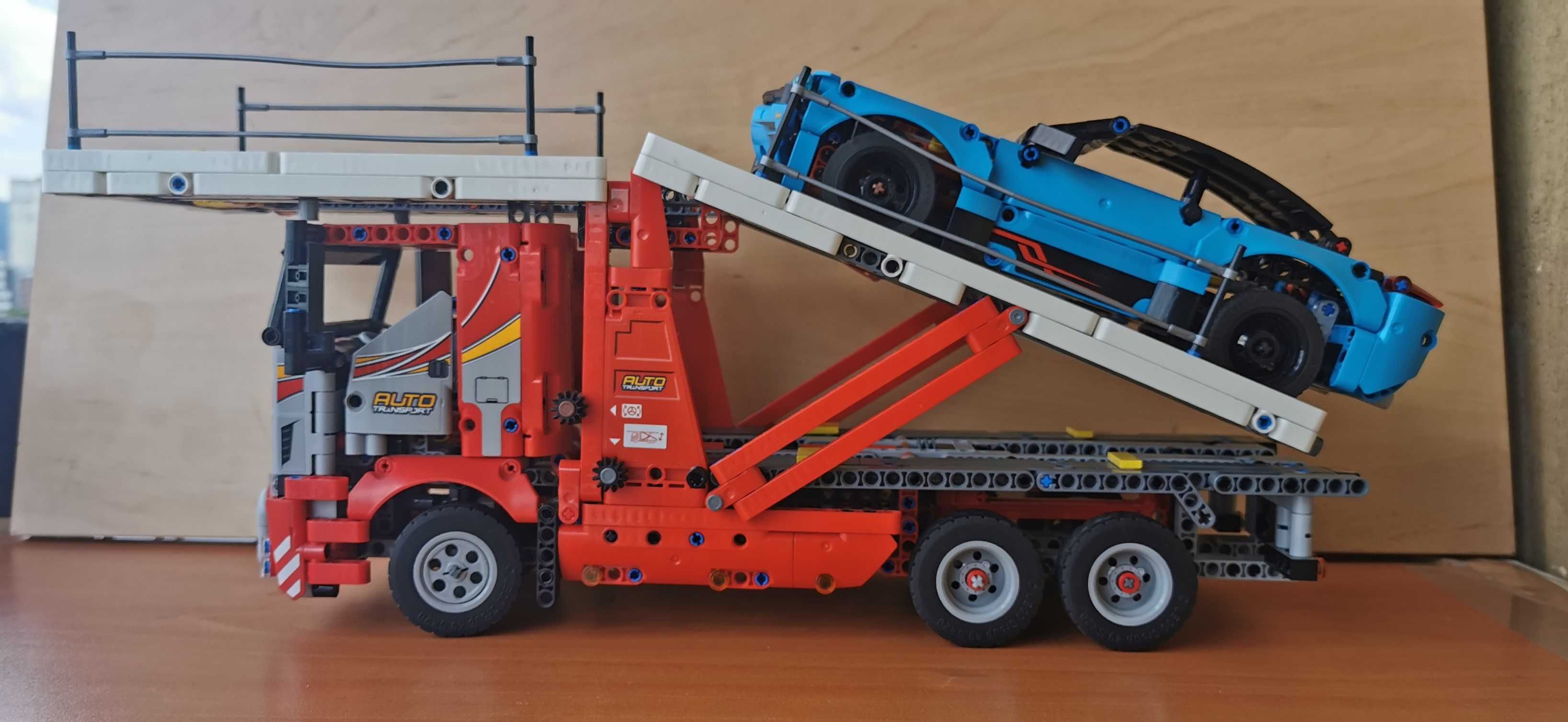 Lego Technic 42098 - Автовоз + 42093 Chevrolet Corvette ZR1