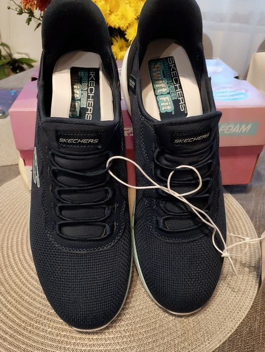Чисто нови маратонки Skechers размер 41