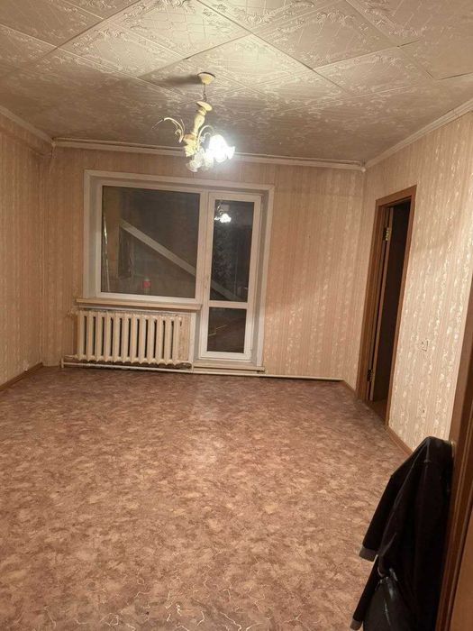 продается 4 комнатная квартира в Западном мкр.