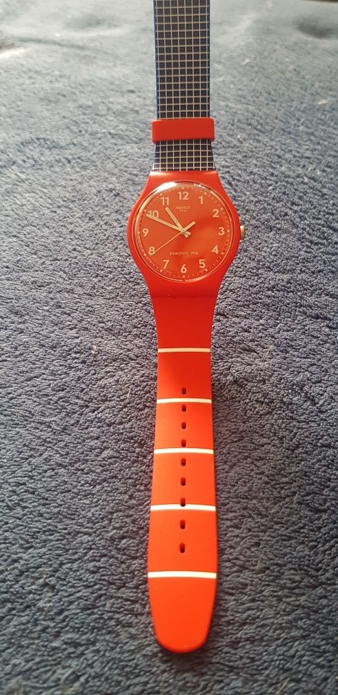 Чисто нов часовник Swatch