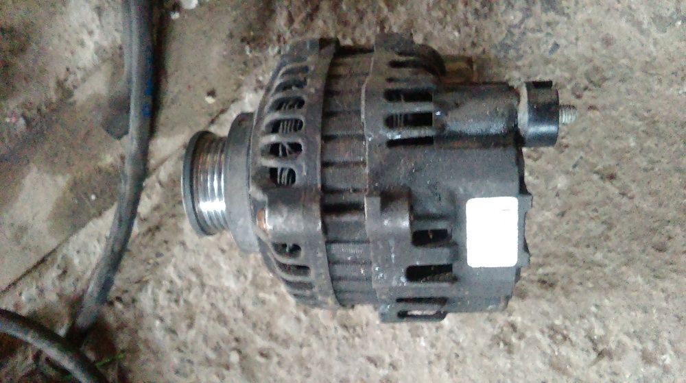 Alternator RENAULT Kangoo/Clio/Logan 2003 1.5dci tip motor K9K