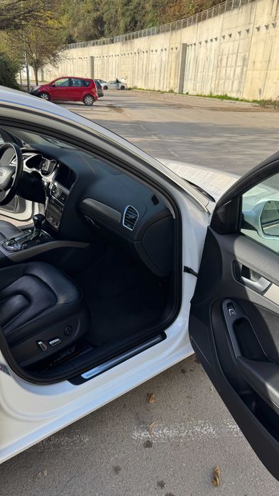 Audi A4, 2.0 TDI, B8.5, СПЕШНО!