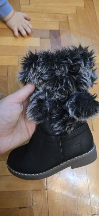 Cizmulite noi fetite