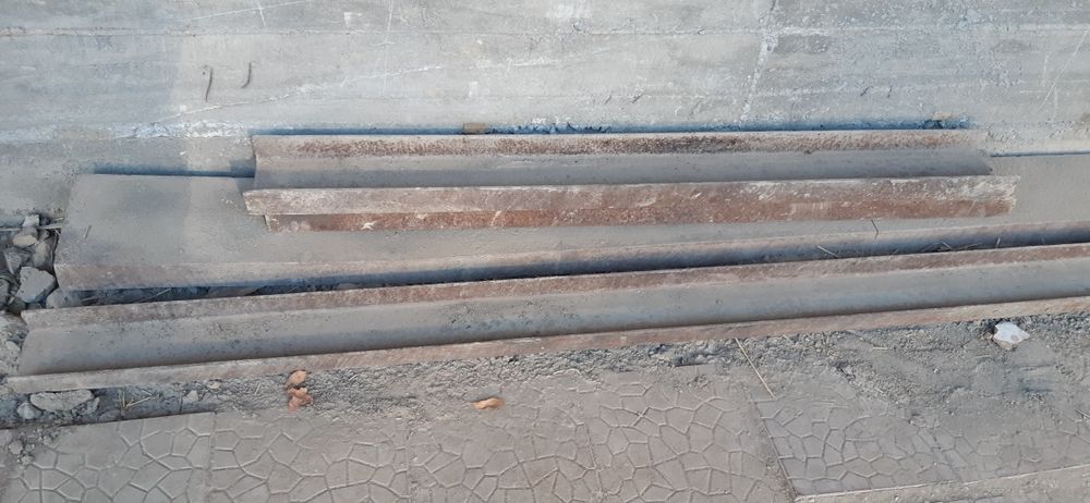 Швелер сотилади.