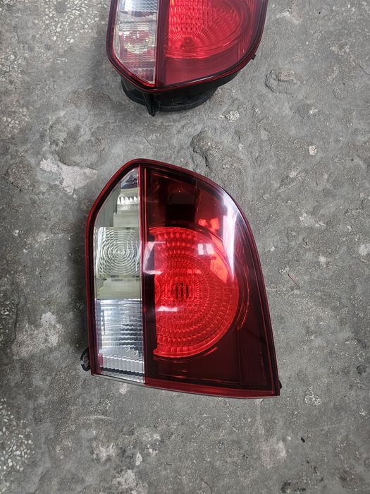 Stop tripla aripa haion stanga dreapta golf 6 hatchback