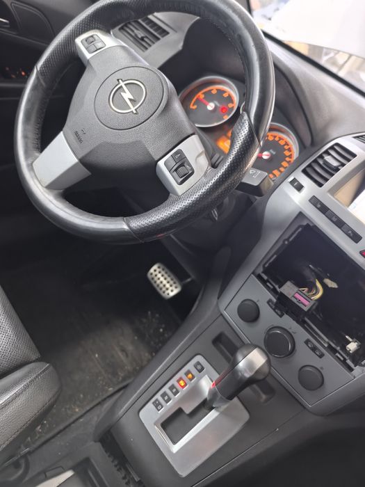 Опел Зафира б opel zafira b opc line на части