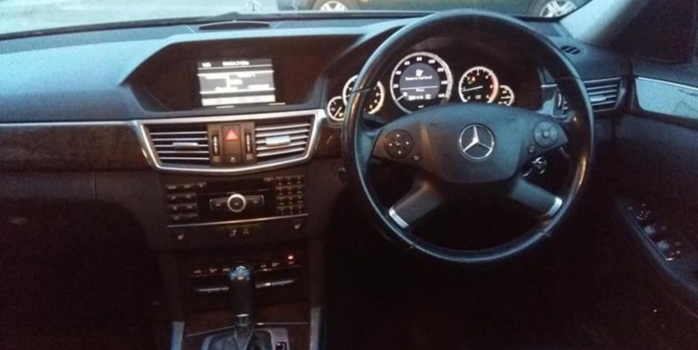 Mercedes W 212 W 207 E 250,   На части