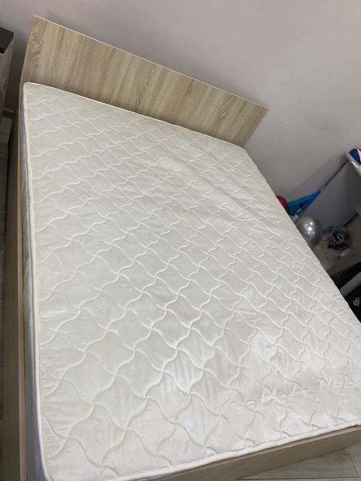 Продам кровать 160*200