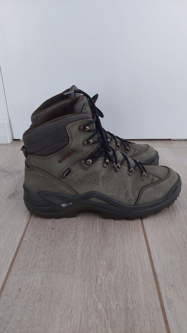 Bocanci Lowa Renegade GTX Mid SP 44