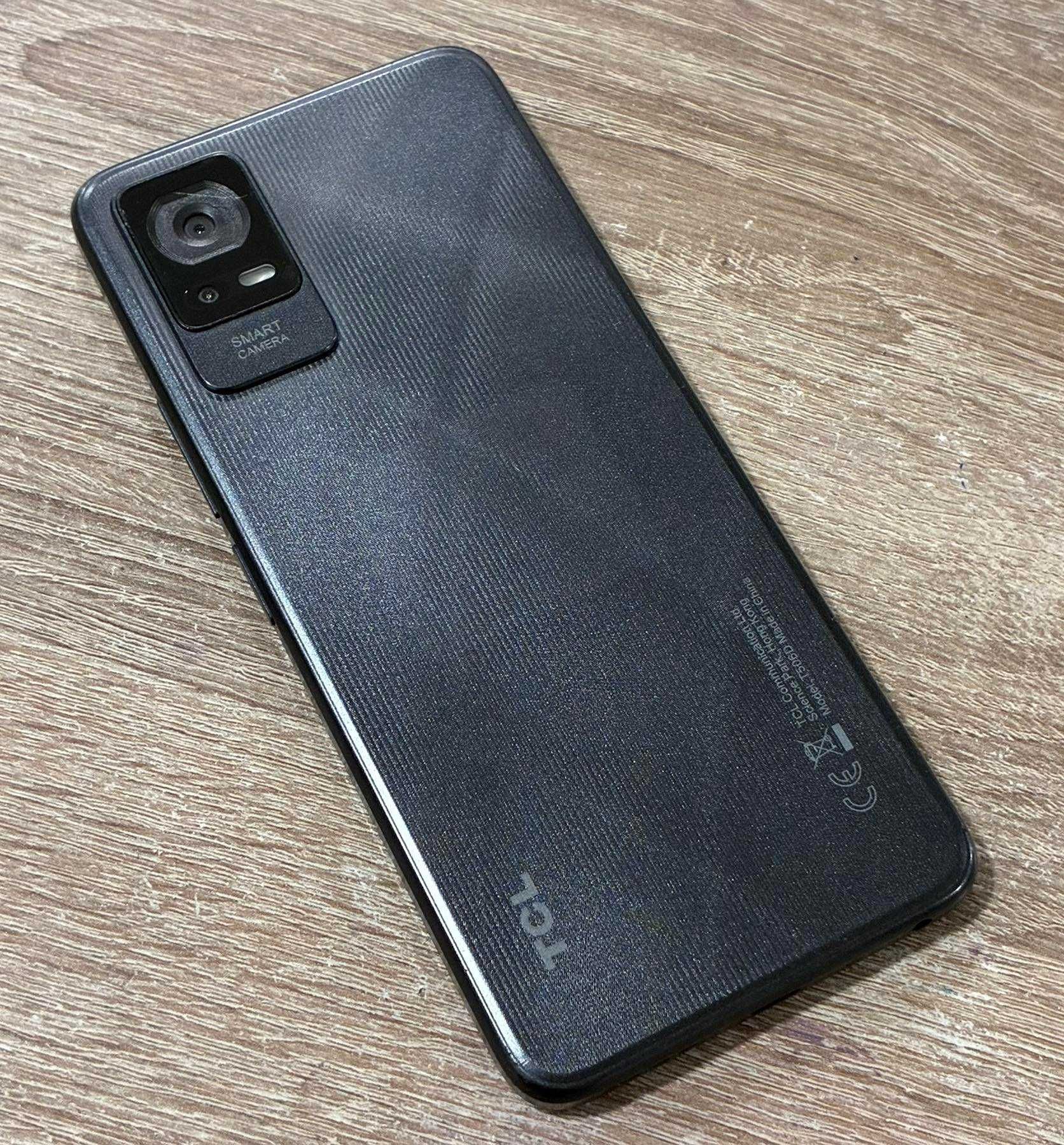 Продавам TCL 405 32/2gb