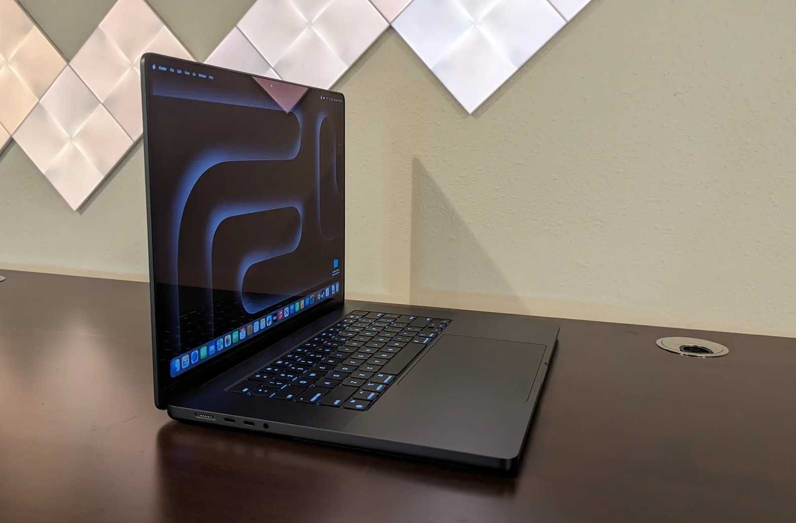 MacBook Pro 16 M3 MAX`14 CPU/30 GPU/36GB RAM/1TB SSD/