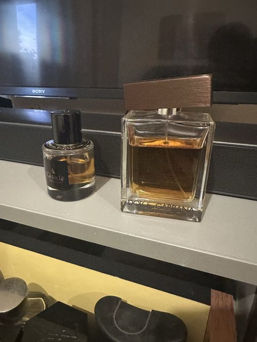 Vand colectie personala de parfumuri