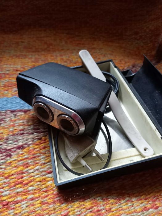 Продам бритву электрическую мужскую, триммер для стрижки