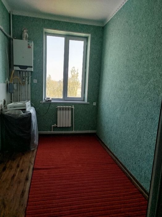 3 xonali Kvartira sotiladi