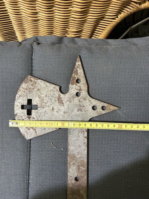 Topoare de aruncat la tinta!