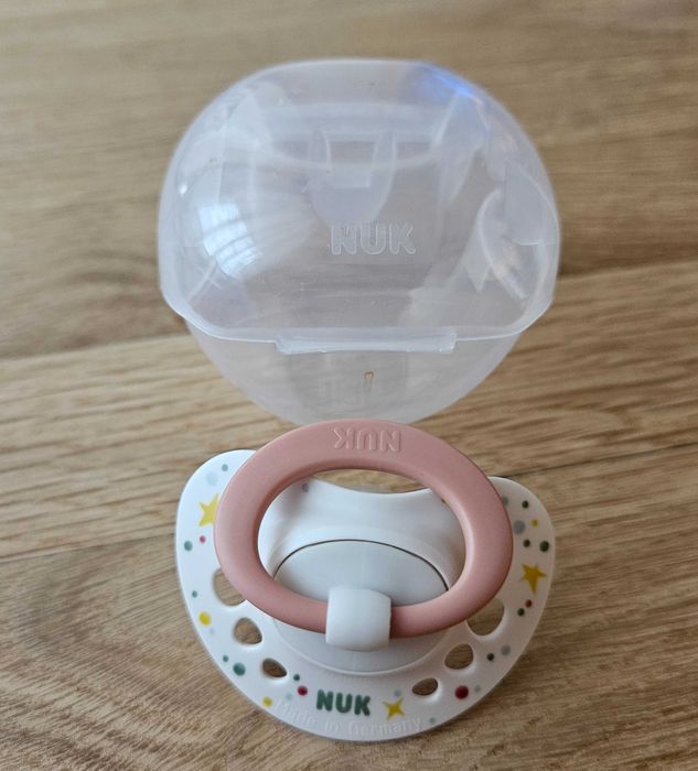 Залъгалки Chicco и NUK Чико и Нук