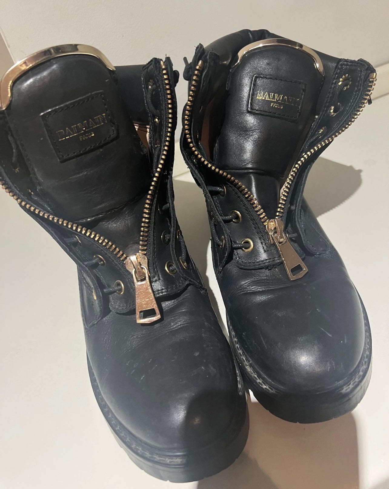 Ghete / bocanci model Balmain negre, piele naturala marime 38,5/39