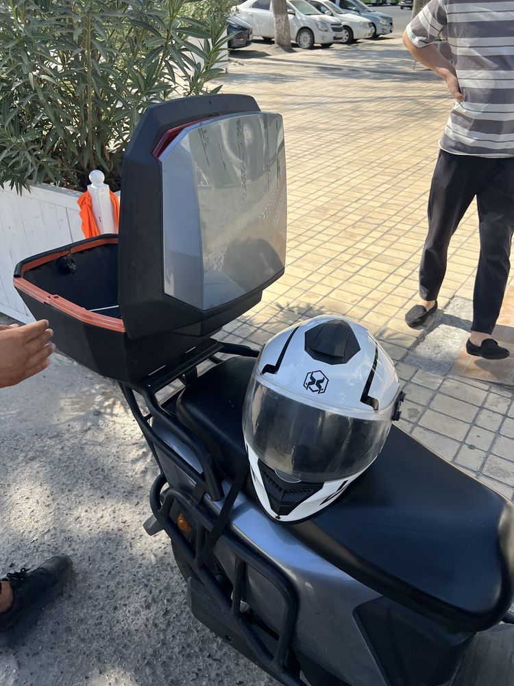 BUROQ skuter sotiladi