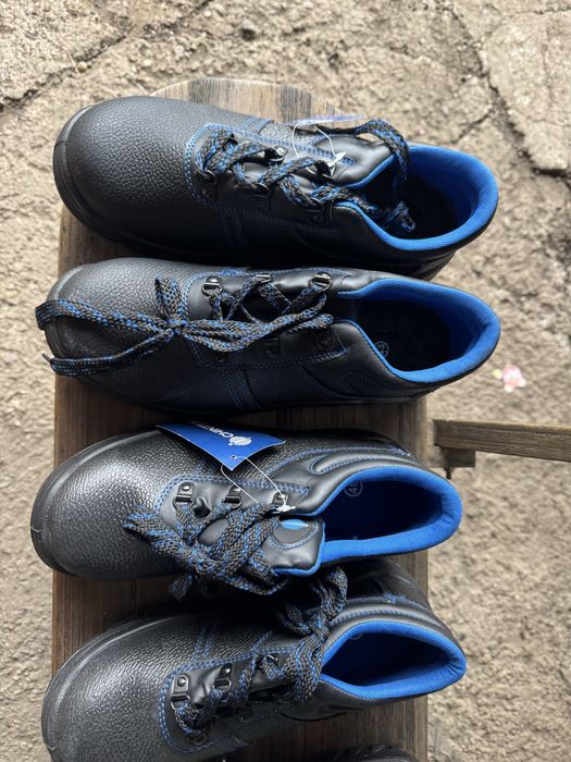 Bocanci lucru cu bombeu