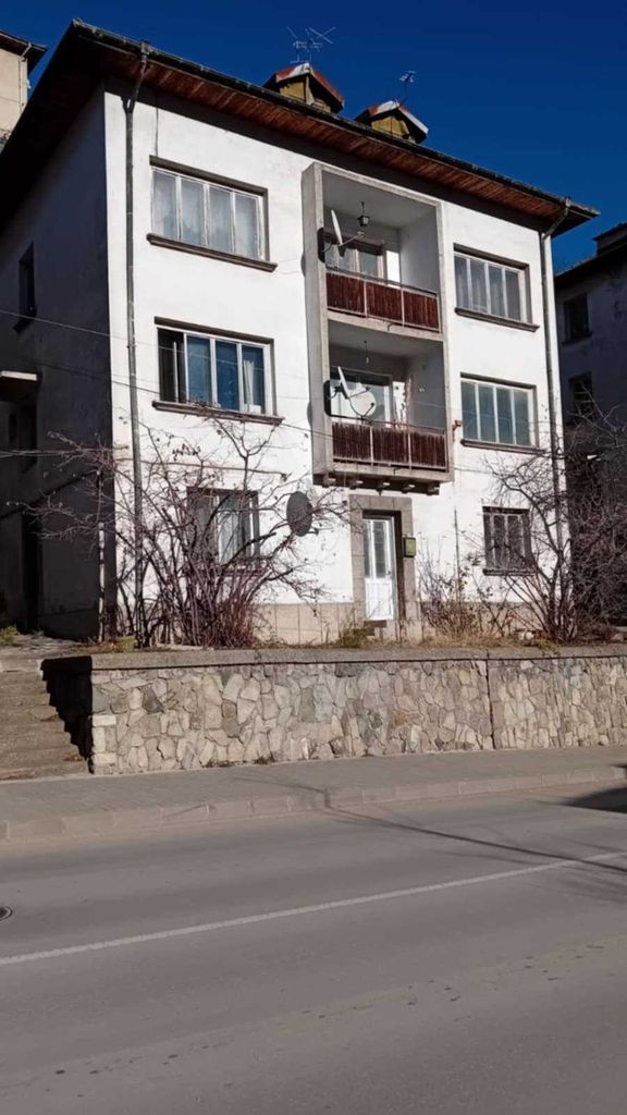 Продава се Тристаен апартамент в Смолян, Стар център - 104 кв.м за 481 €/кв.м - Снимка #5