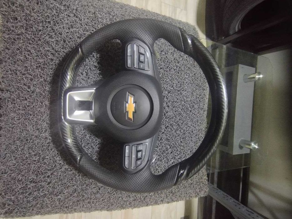 Автомобильный руль