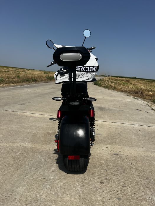 Scuter electric 1500W – 60 km/h+ Cască Cross SMK