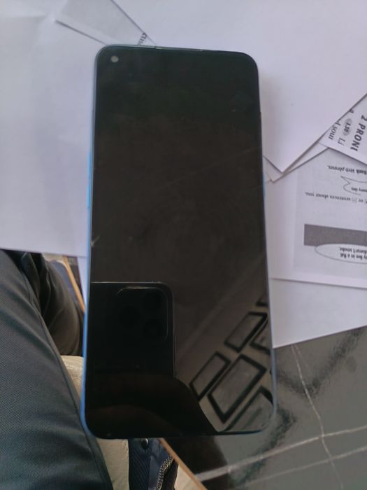 Appo A53 sotiladi, juda ham arzon narxda