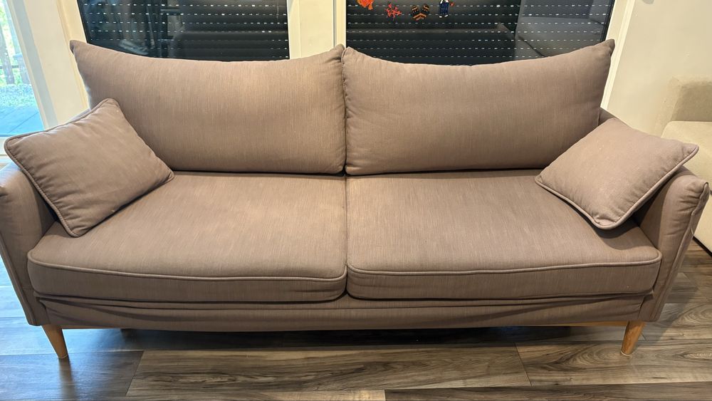 Vand canapea extensibila 3 persoane