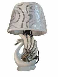 Лампа-лебед - нощно осветление с формата на грациозен лебед