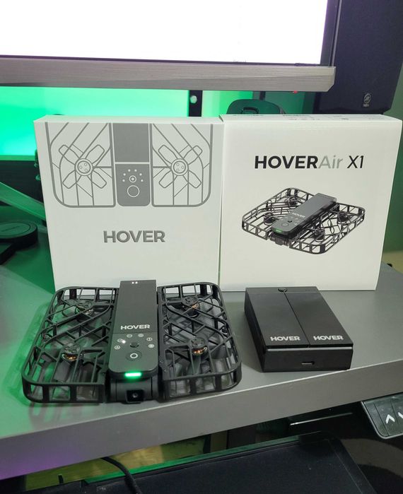 Drona HOVERAir X1 + 3 baterii si incarcator