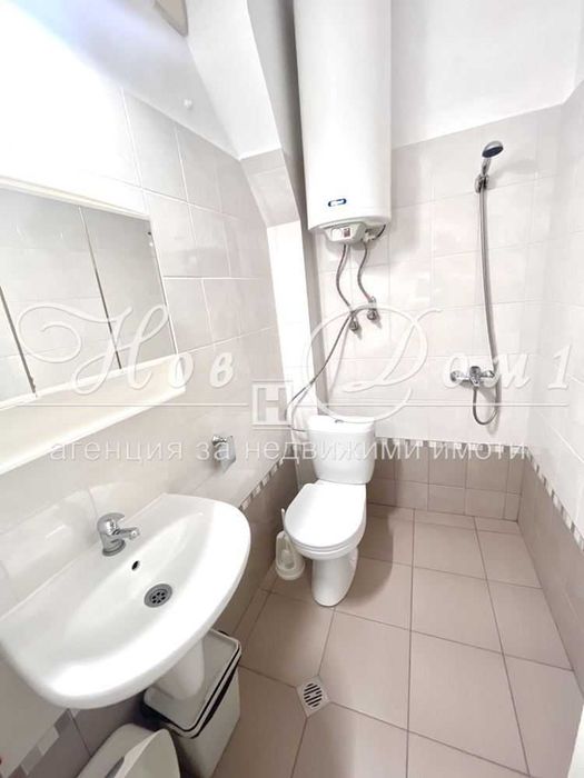 Дава се под наем Двустаен апартамент в Варна, Гръцка махала - 70 кв.м за 249000 € - Снимка #5