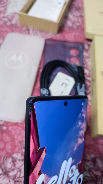 Motorola edge 50  8gb ram  256 gb memorie