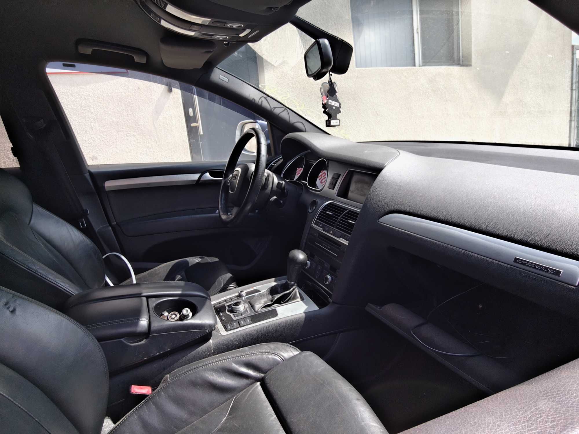 На части Audi Q7 Facelift Xenon 3.0tdi 245кс Автомат Quattro Sline