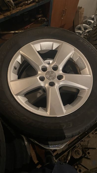 235/60R18 комплект шин и дисков