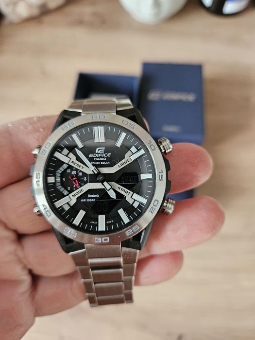 Vând ceas  Casio Edifice ECB-2000D