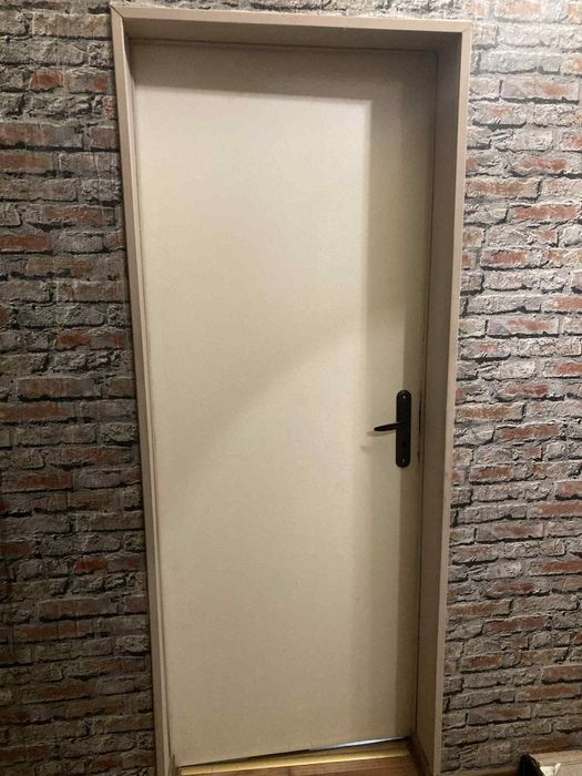 Интериорна врата